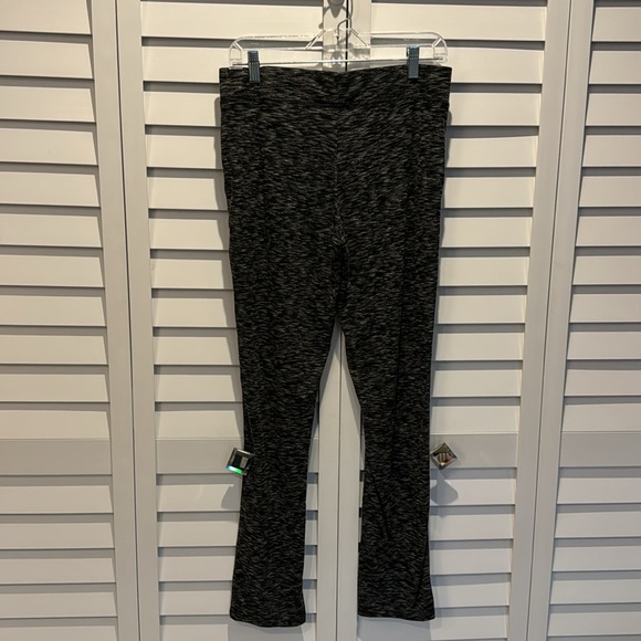 Victoria Secret Pre loved Pijamas Pant Set with Pocket and racer back Top. - Picture 5 of 9